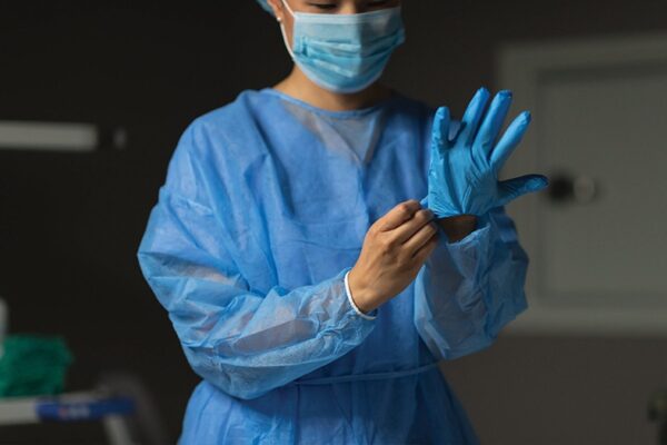 OmniTrust #80125-29 Non-Woven Isolation Gown